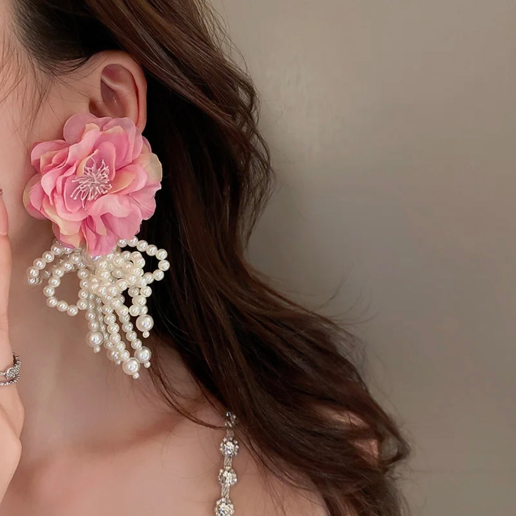 Flowers & Pearls Earrings